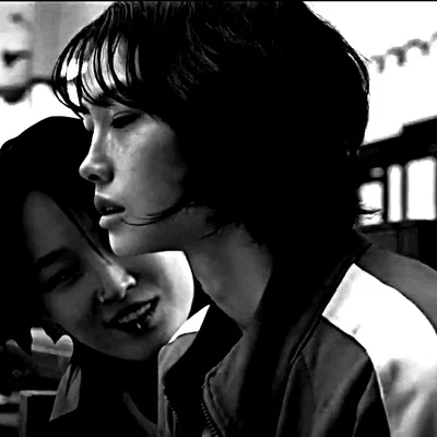 Kang Sae-byeok and Se-Mi