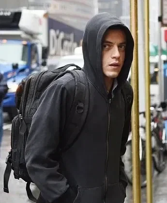 Elliot Alderson