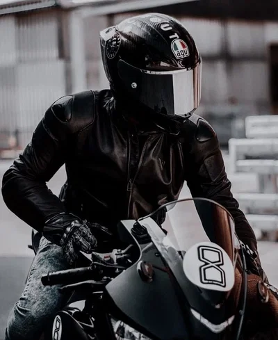 Biker ┃ Oswald