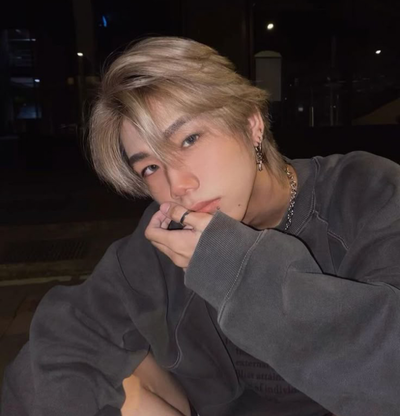 ⋆ ̇⟡ Lee Hyeonwoo ⋆ ̇⟡