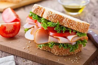 Egg salad sandwich