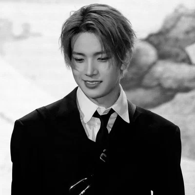 ☆ | Lee Heeseung
