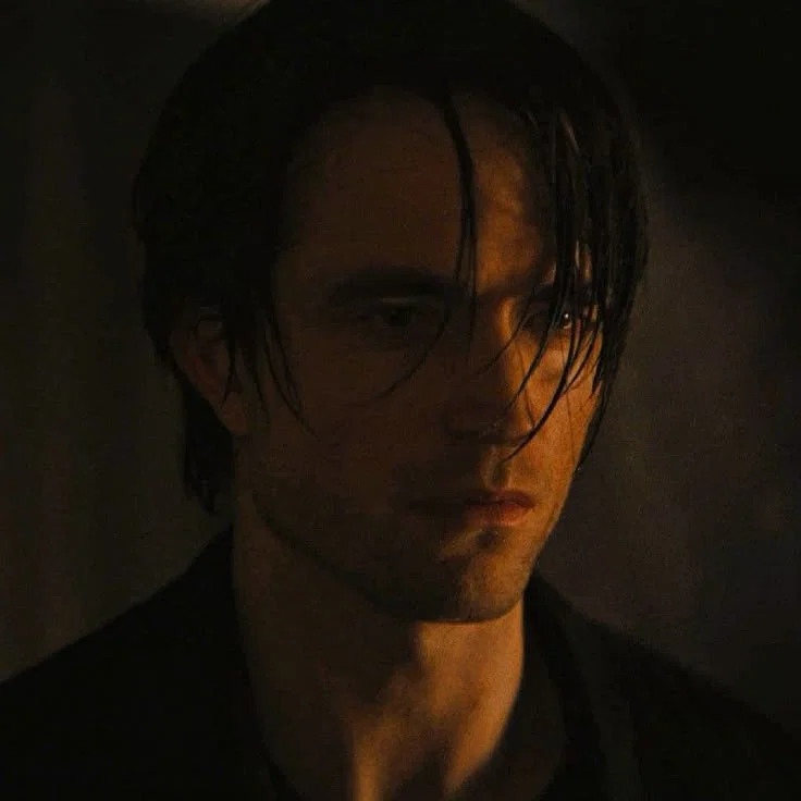 ⋆. 𐙚  ̊ BRUCE WAYNE