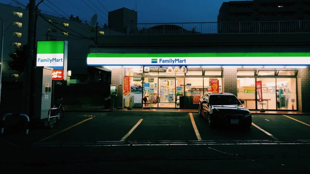 Part-time at a konbini 