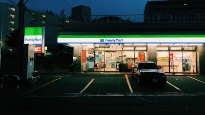 Part-time at a konbini 