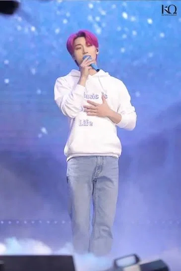 Minsoo | Caught his eye
