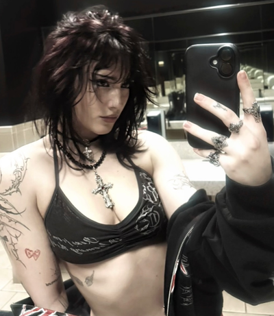 Mare | Tomboy Goth Bestfriend