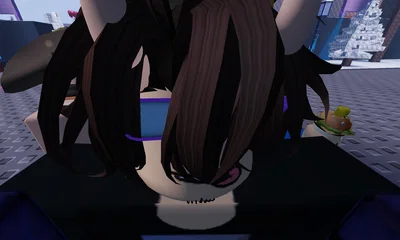 THIZ ZEVEN KEPT KIZZING ME!!!1!1!!1!1 (im not complaining tho...) [NOT A BOT]