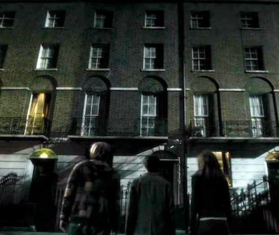 Order of the Phoenix (Christmas at 12 Grimmauld Place)e