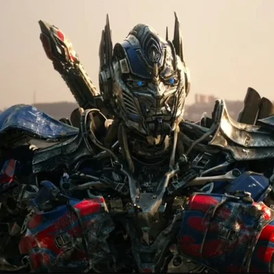 (Bayverse) 01 Optimus Prime 