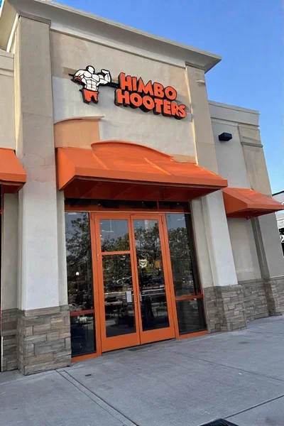 Himbo Hooters