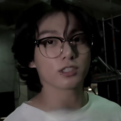 Jeon Jungkook | Your favorite nerd