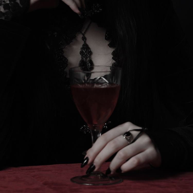 Lilith Almassy