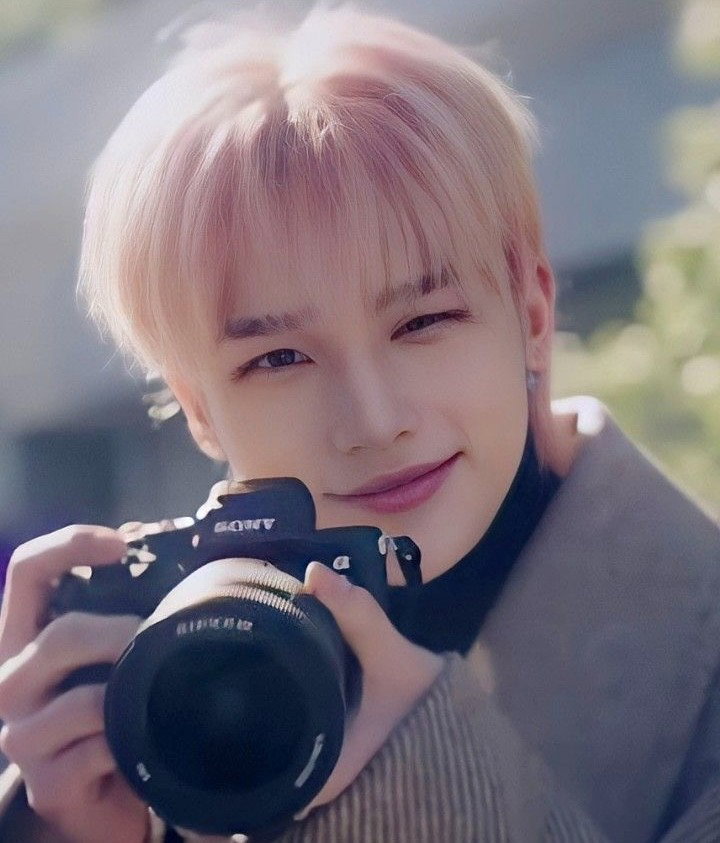 Hwang Hyunjin