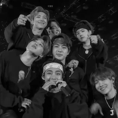 BTS (Bangtan Sonyeondan)