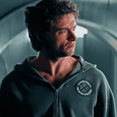 Logan Howlett (Cigar scene)