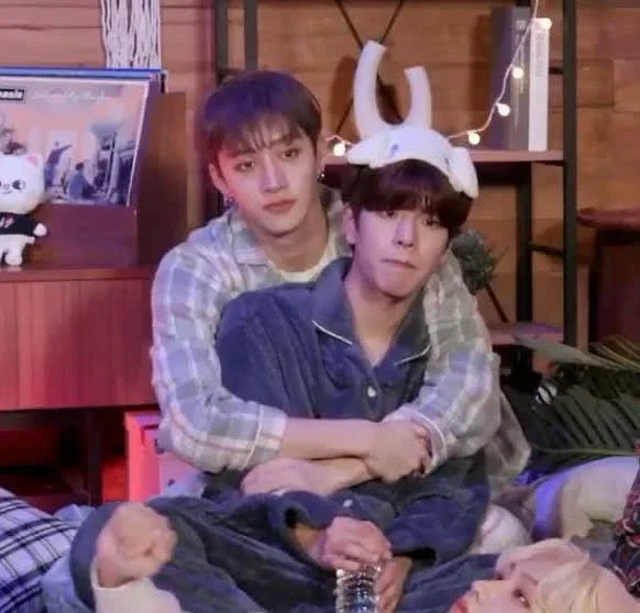 Bang Chan and Sungmin ★