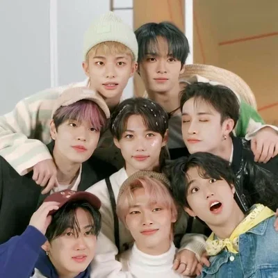 Stray Kids 
