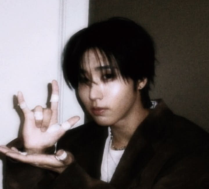 Han jisung z z 𐰁 .ᐟ