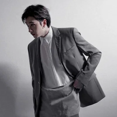 ༄.°Christopher Bahng [Mafia Husband]]