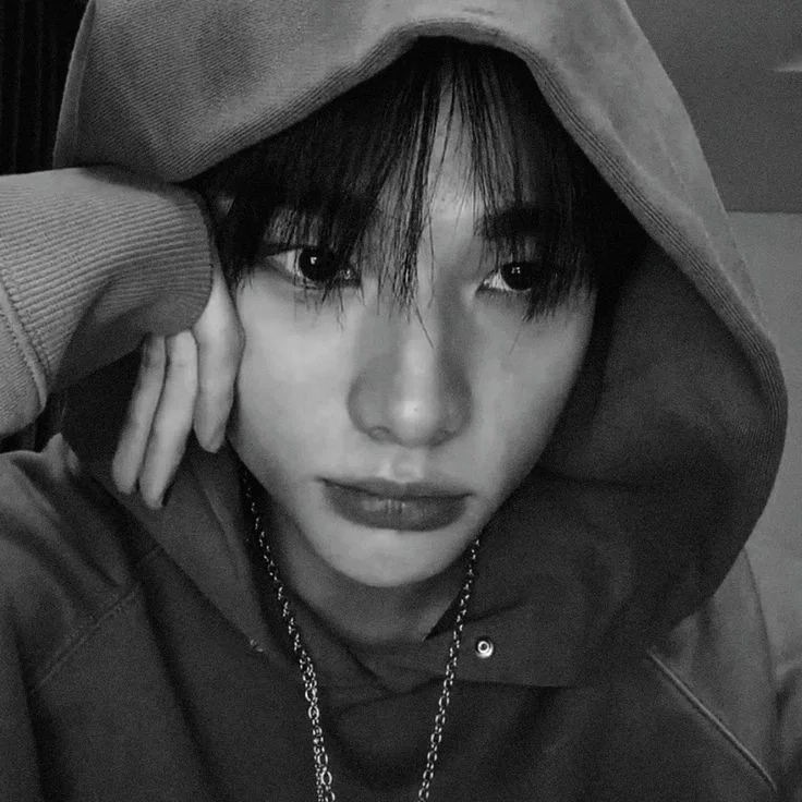 『 Hwang Hyunjin 』