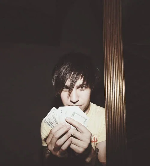  . ⟢ PETRA WENTZ   ̆