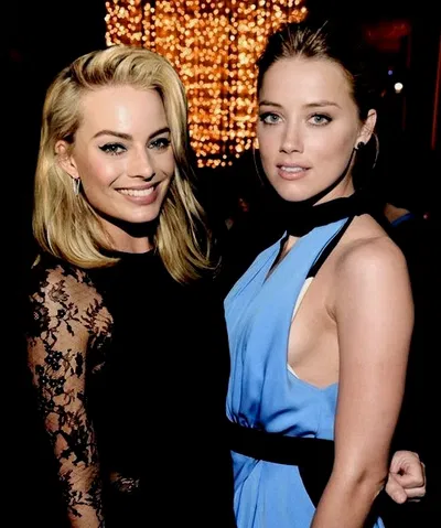 Amber Heard & Margot Robbie (Weekend in Pamplona)