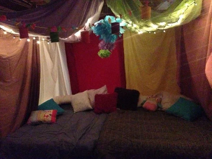 Your best friend and you at a sleepover