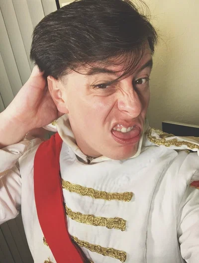 Roman Sanders