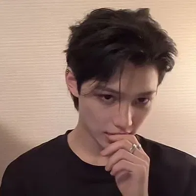 ♡⠀⠀lee felix⠀ ⠀(⠀ ⠀reupload!