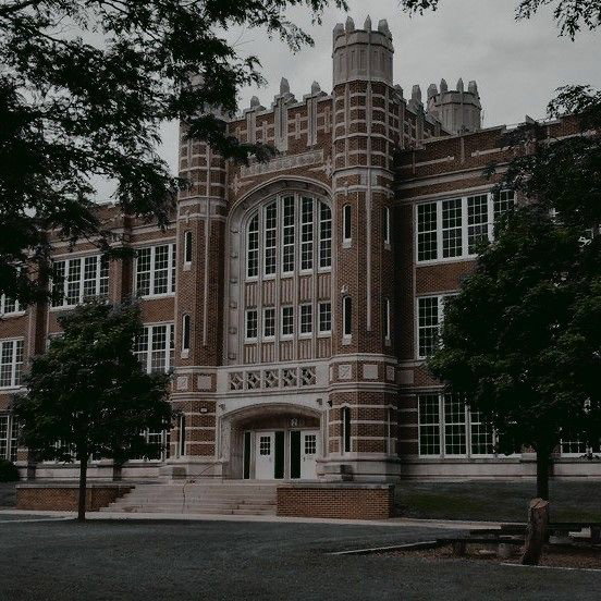 Ravenwood Academy 