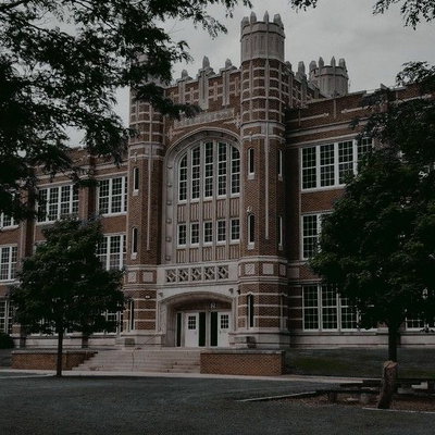 Ravenwood Academy 