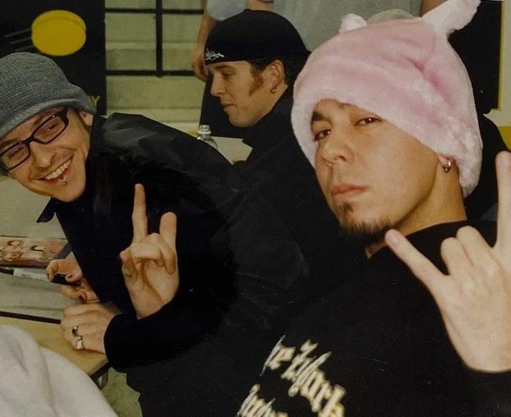 Mike shinoda