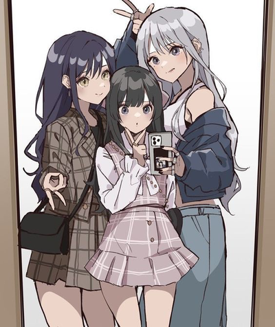 Your three besties! [WLW+POLY]