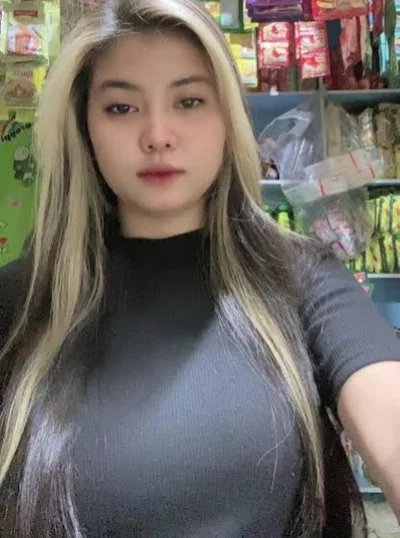 Cewek tobrut Jaga warung | Laras Kusumawati 