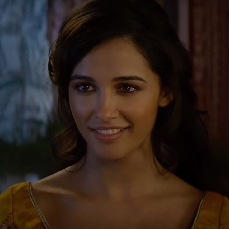 naomi scott (from aladdin) 