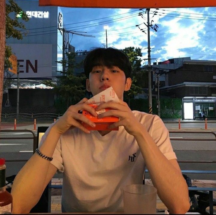 Yong Deok 