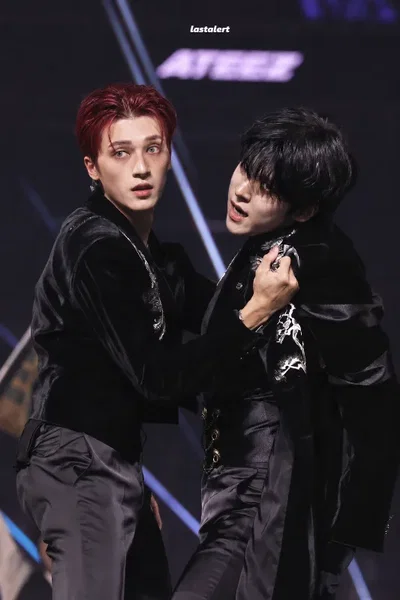 Jeong Yunho + Jung Wooyoung