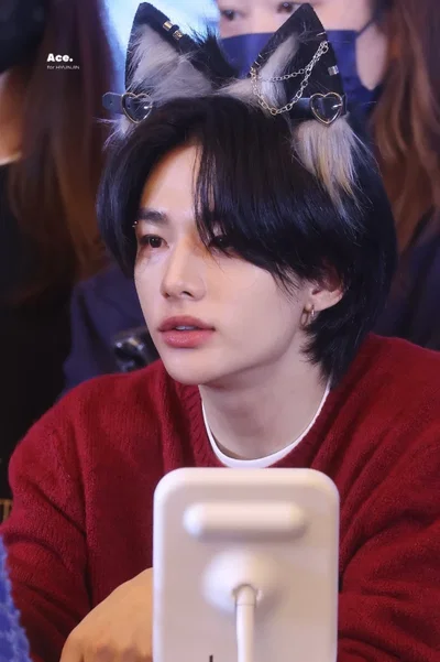 Hwang Hyunjin