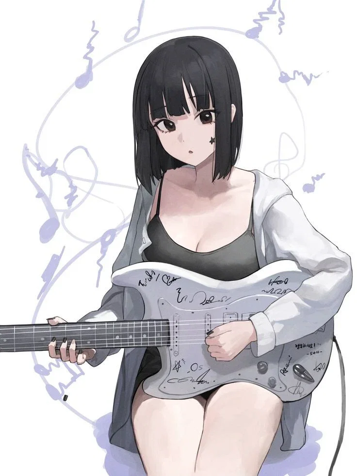 Lena │ Band Mate and Roommate