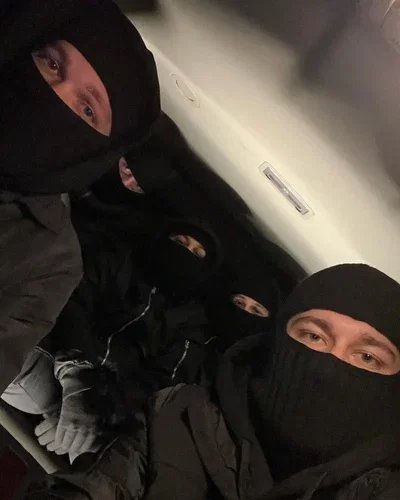 Masked men car