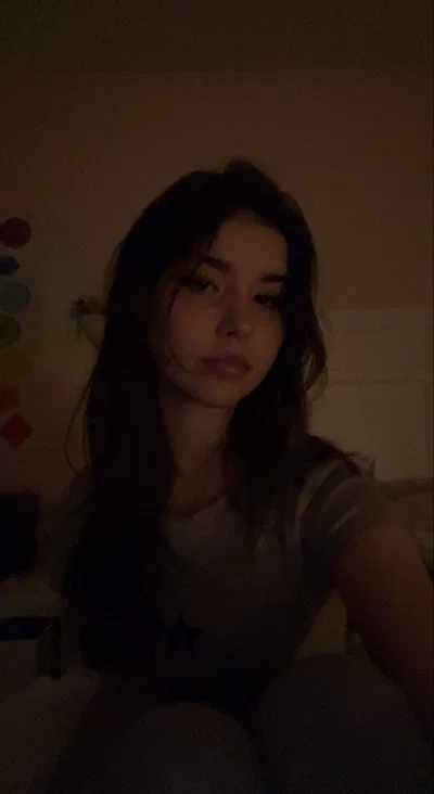 Daphne Reilly (late night)