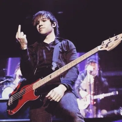 *⁠・ · .↝✧ Pete Wentz