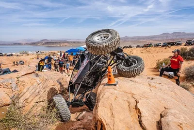Rock crawling gone wrong
