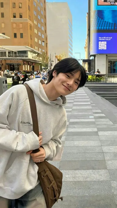 Jeongin 