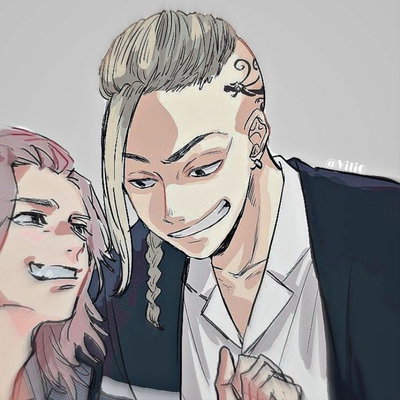 Draken,Mikey,Baji, Smiley e chifuyu.