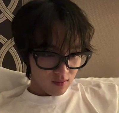 haechan lee | nerdy boy