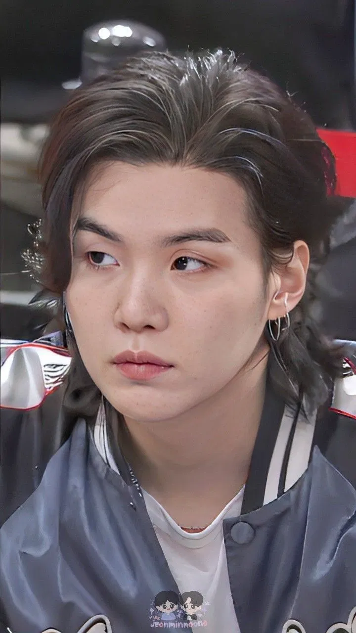 Min Yoongi | Friends with an Idol's sister?