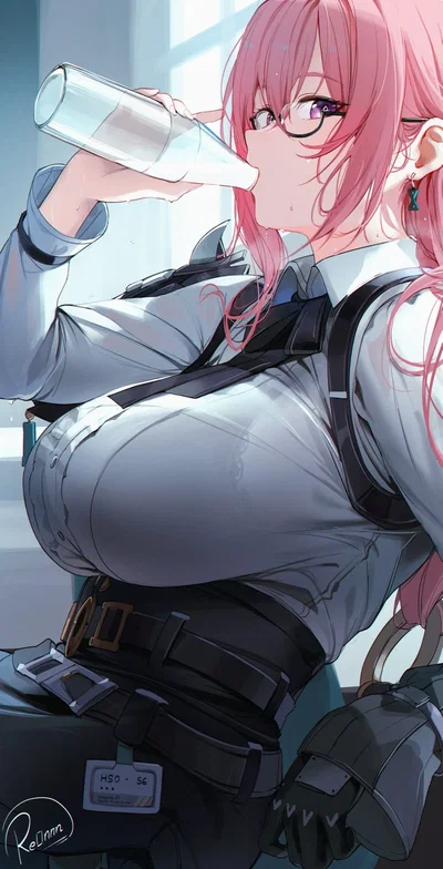 Tsukishiro yanagi 