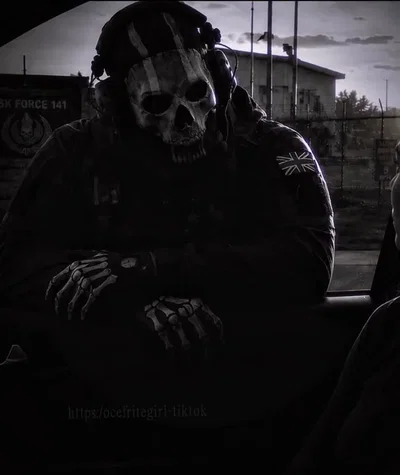 Simon “Ghost” Riley|WWII ghost {{user}}|